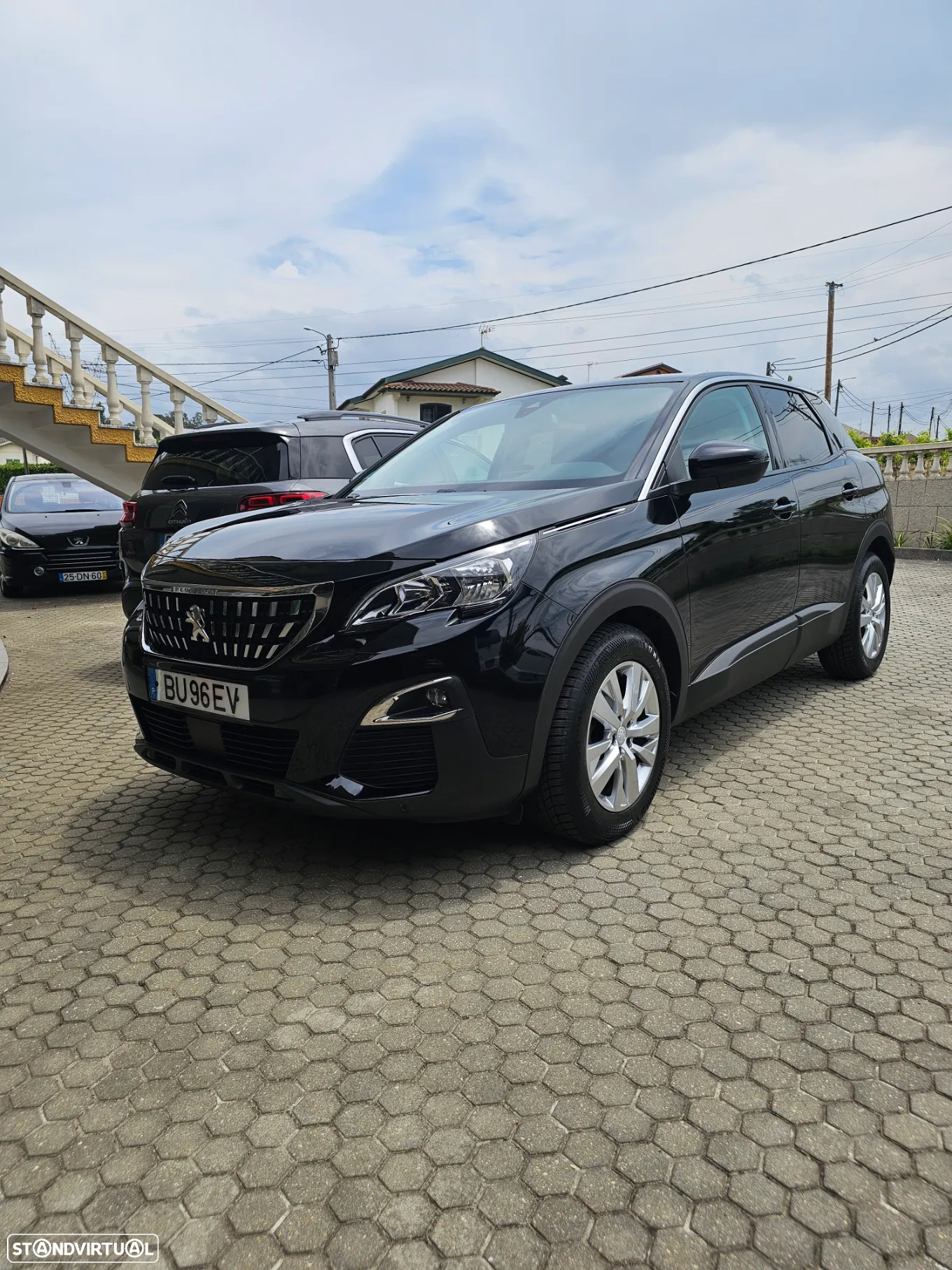 Peugeot 3008 BlueHDi 130 Stop & Start EAT8 Active Business-Pack - 4