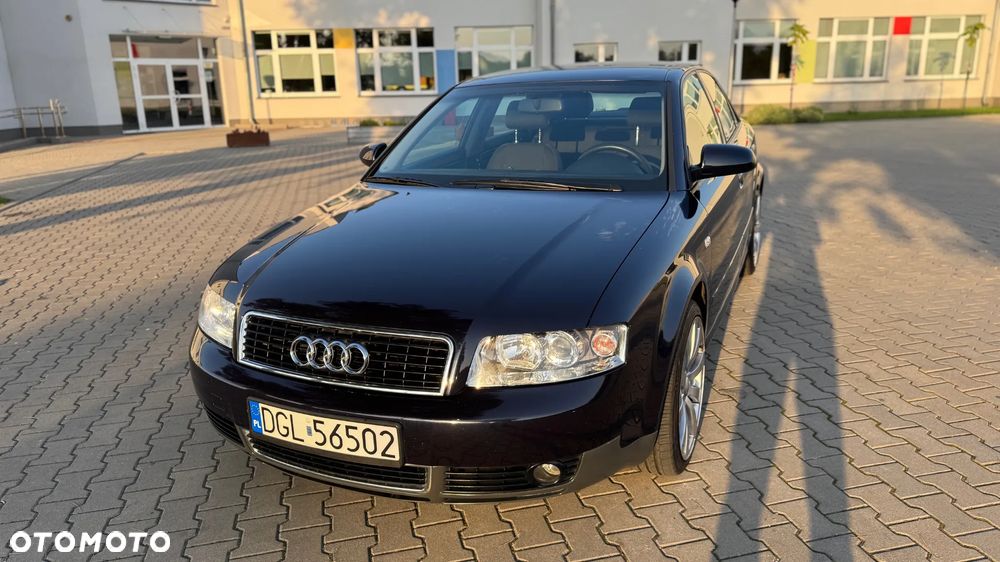 Audi A4 Limousine - 2