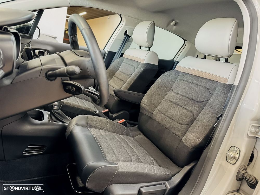 Citroën C3 1.2 PureTech Shine Pack EAT6 - 12
