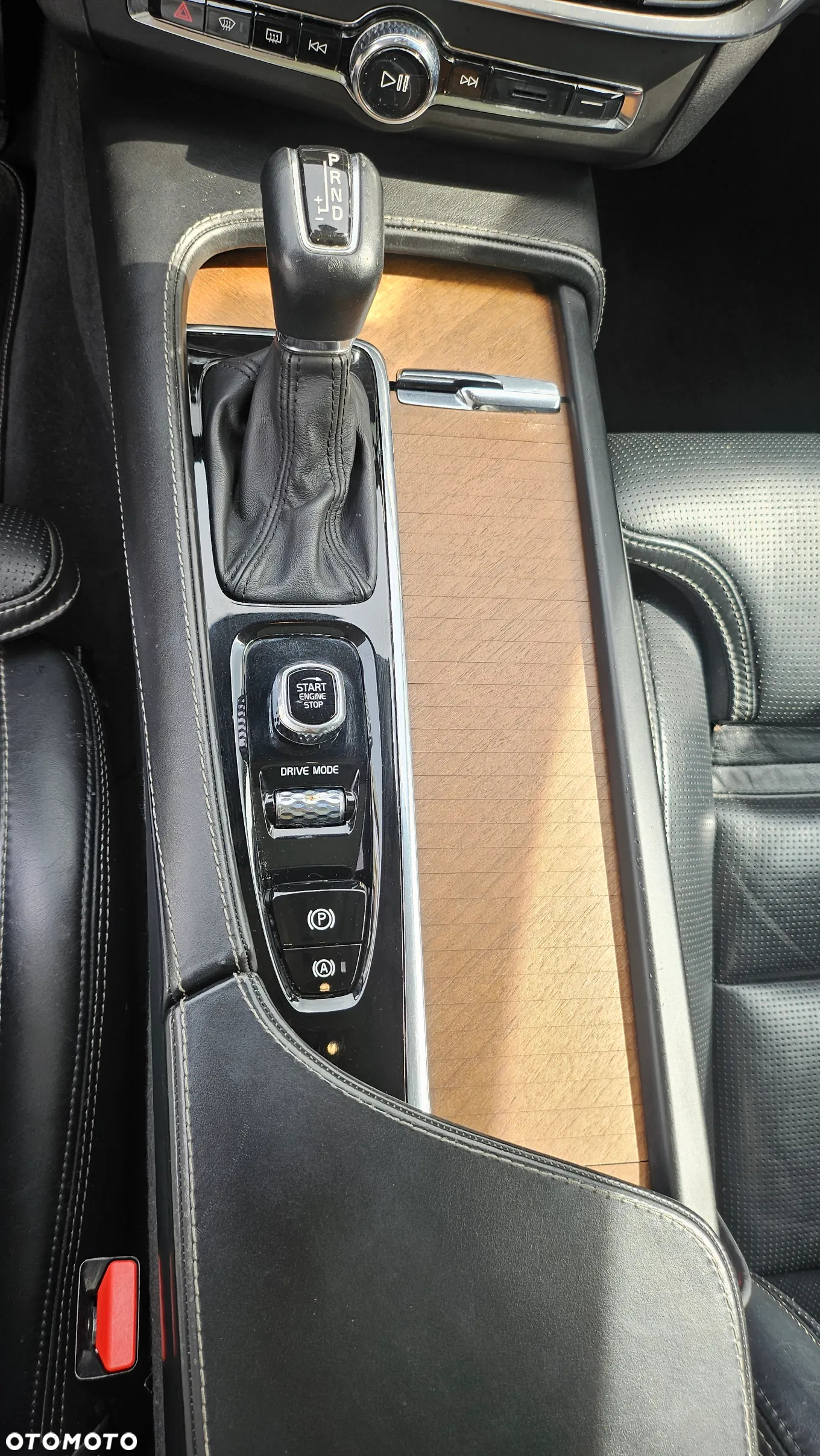 Volvo V90 D5 AWD Inscription - 17