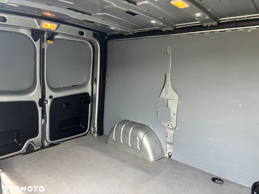 Renault Trafic - 20