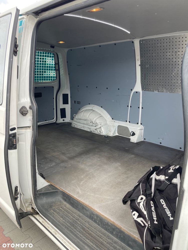Volkswagen Transporter - 14