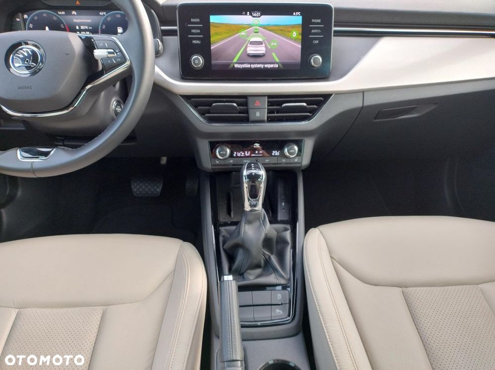 Skoda Kamiq 1.5 TSI Style DSG - 21