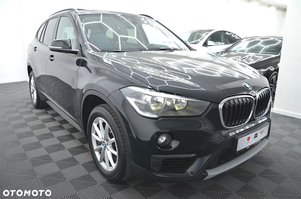 BMW X1 sDrive18i Advantage - 9