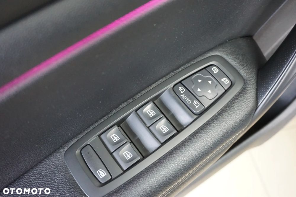 Renault Megane ENERGY dCi 110 EXPERIENCE - 25