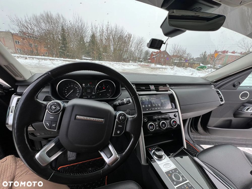 Land Rover Discovery 3.0 TD6 HSE Luxury - 19