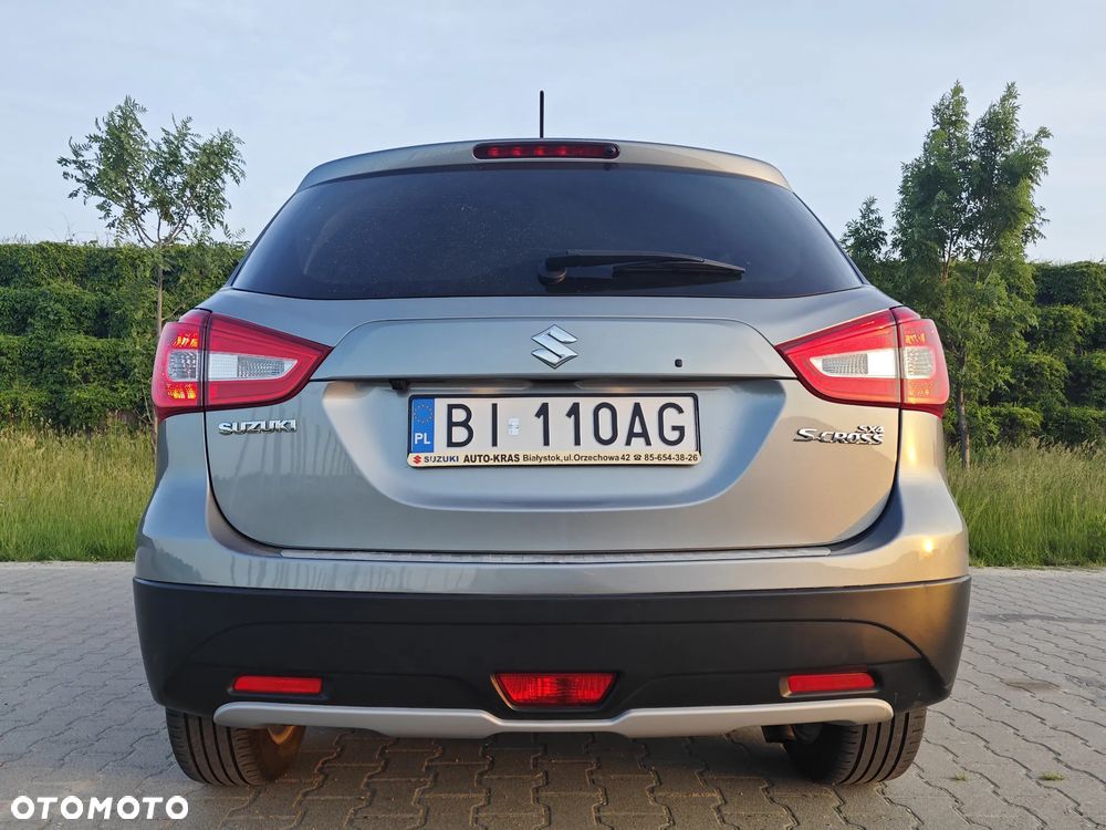 Suzuki SX4 S-Cross 1.0 T Premium - 8