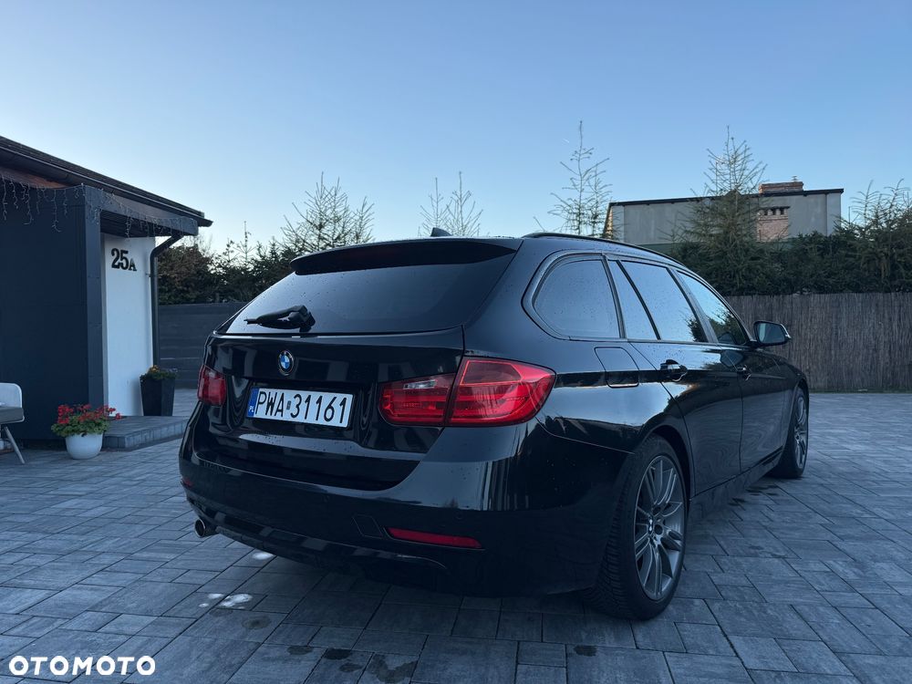 BMW Seria 3 320d Touring Sport Line - 10