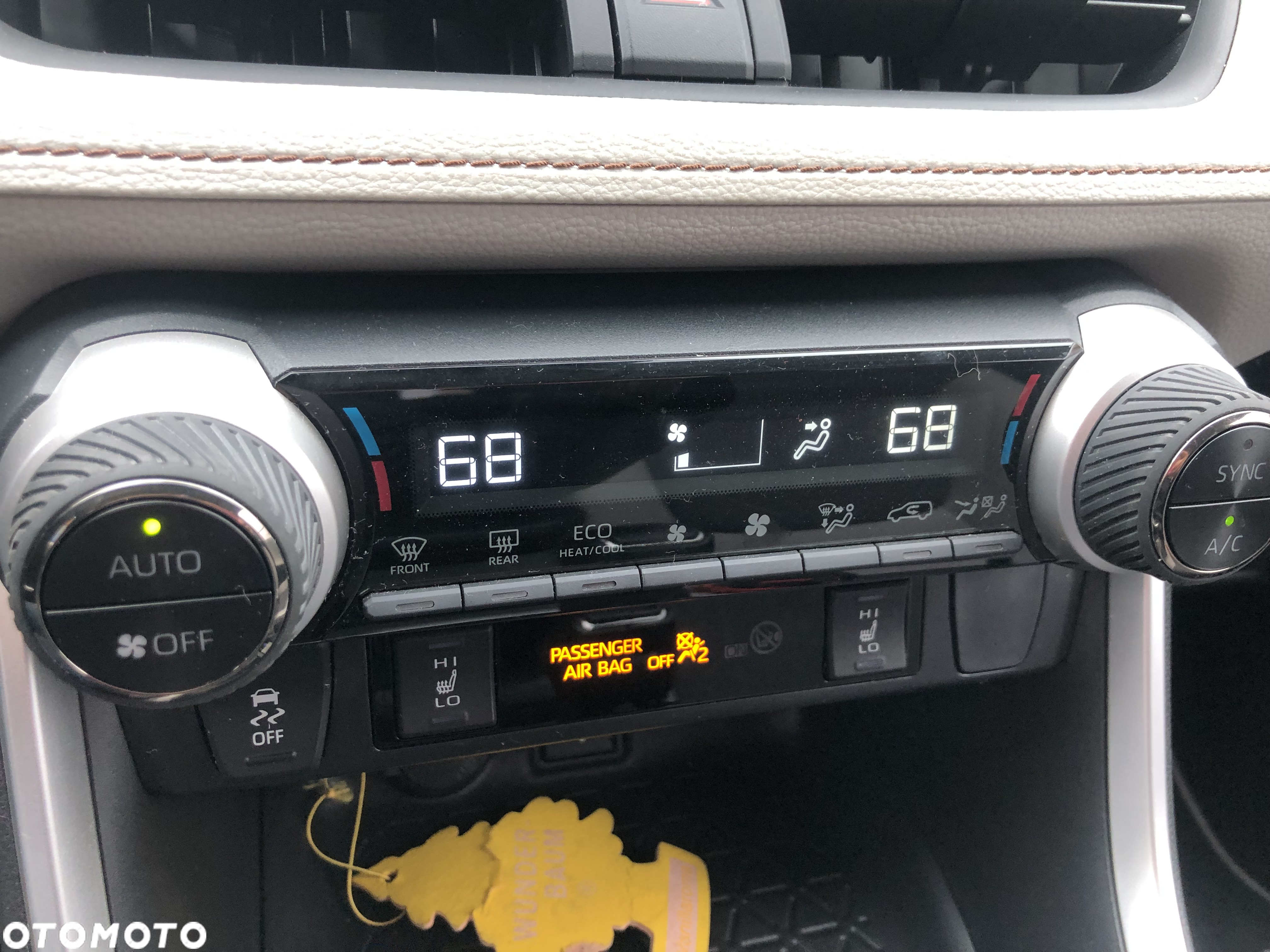 Toyota RAV4 - 23