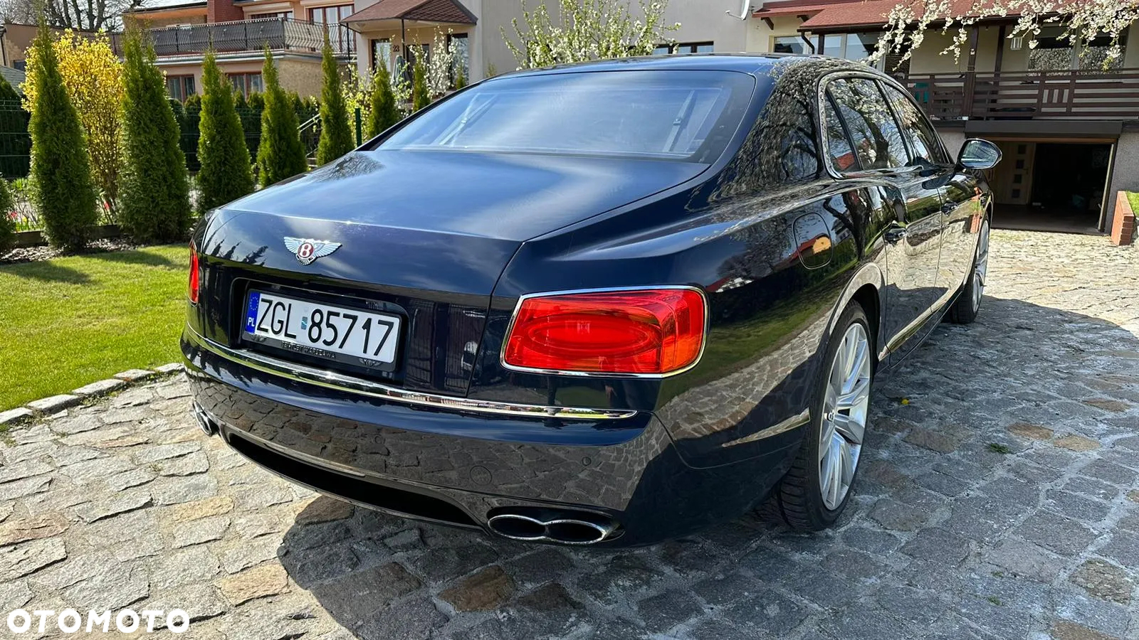 Bentley Flying Spur V8 - 7