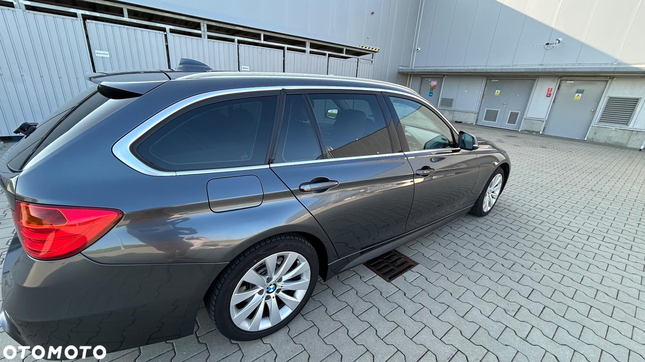 BMW Seria 3 - 16