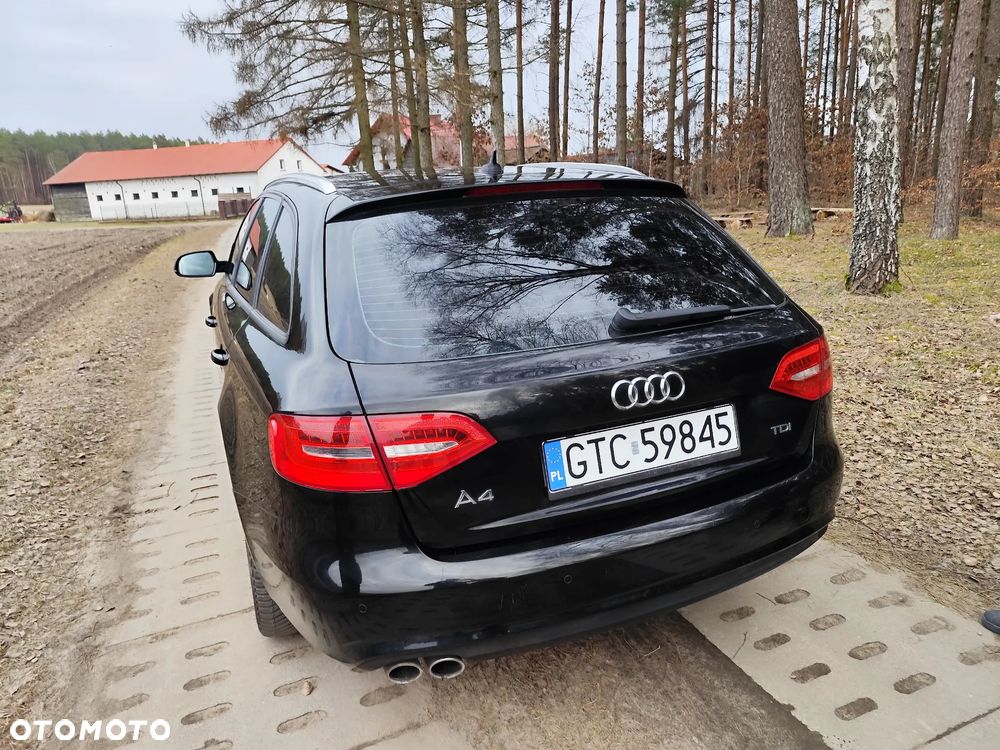 Audi A4 Avant 2.0 TDI S tronic - 21