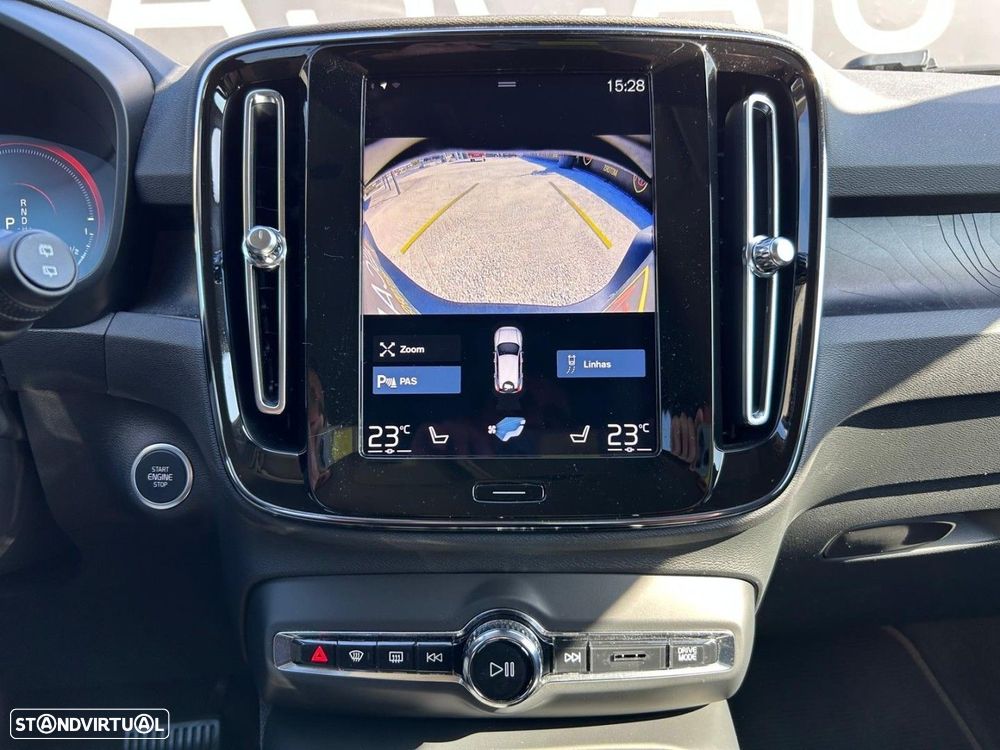 Volvo XC 40 1.5 T4 PHEV Plus Dark - 21