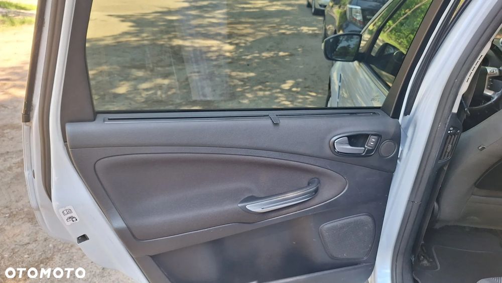Ford S-Max 2.0 TDCi DPF Titanium - 31