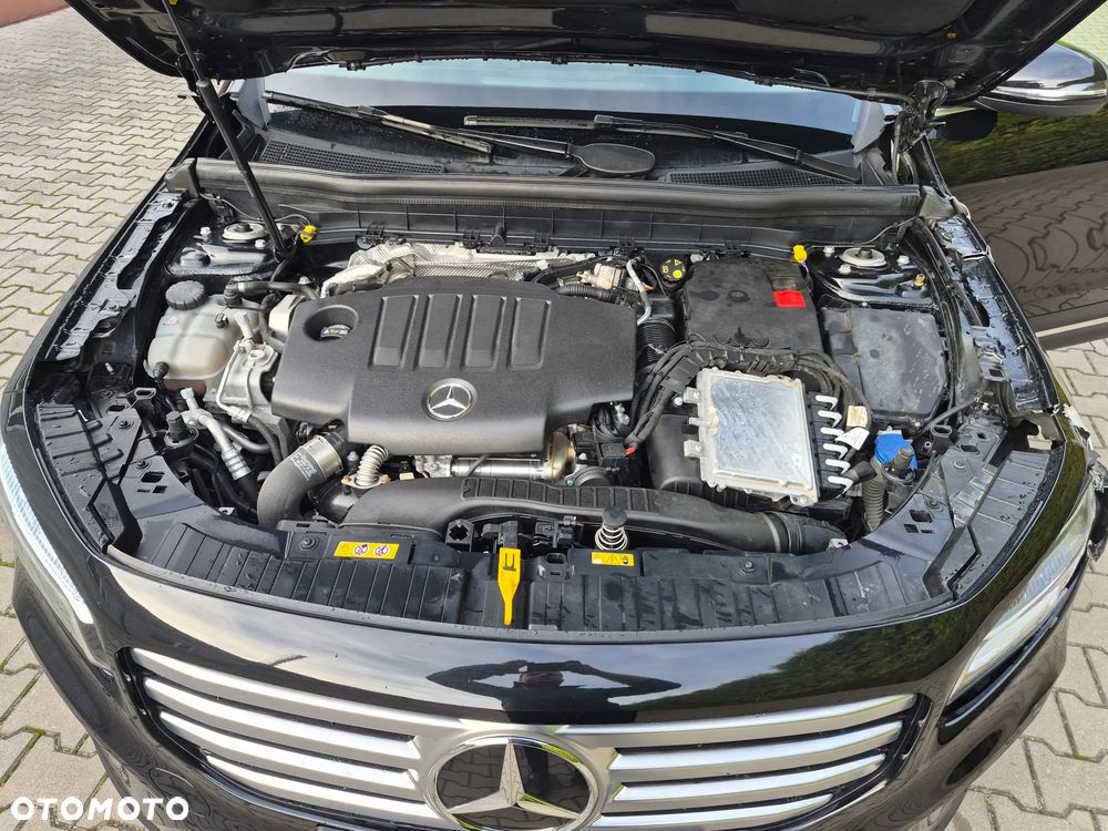 Mercedes-Benz GLB - 22