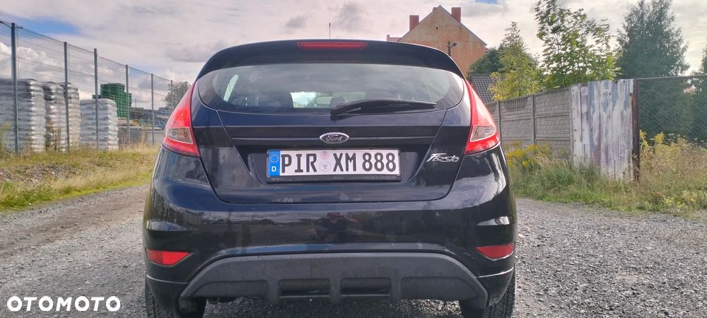 Ford Fiesta - 30
