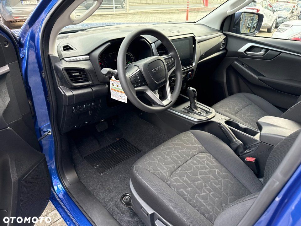 Isuzu D-Max - 9