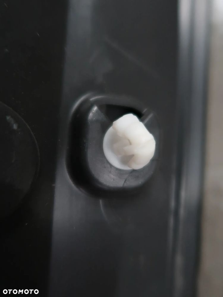 Listwa Audi Q3 83A853959A/B - 5