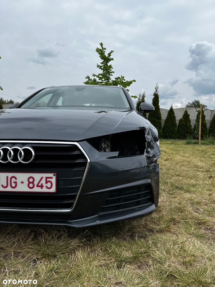 Audi A4 Avant 2.0 TDI S tronic - 23