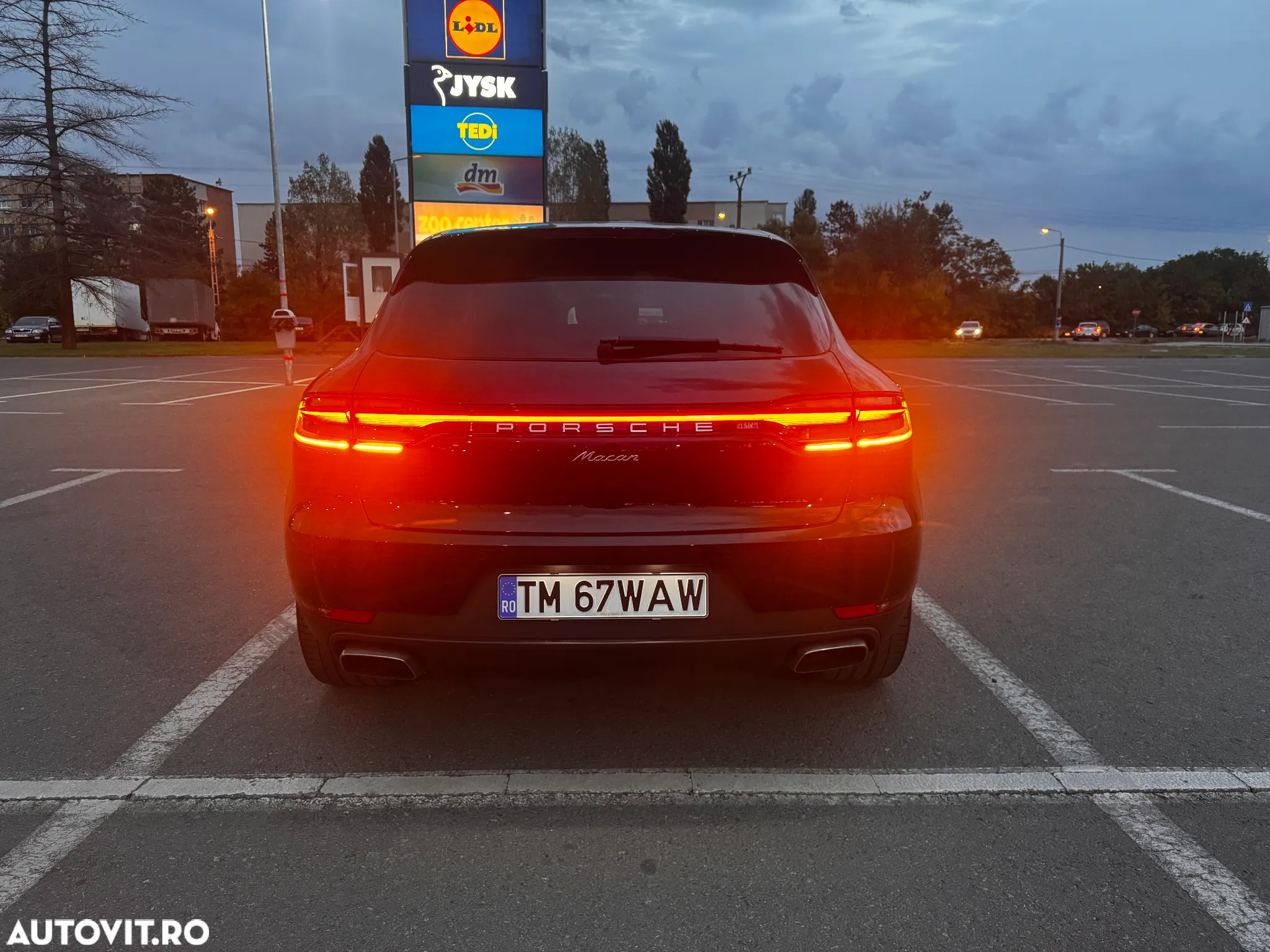 Porsche Macan Standard - 4