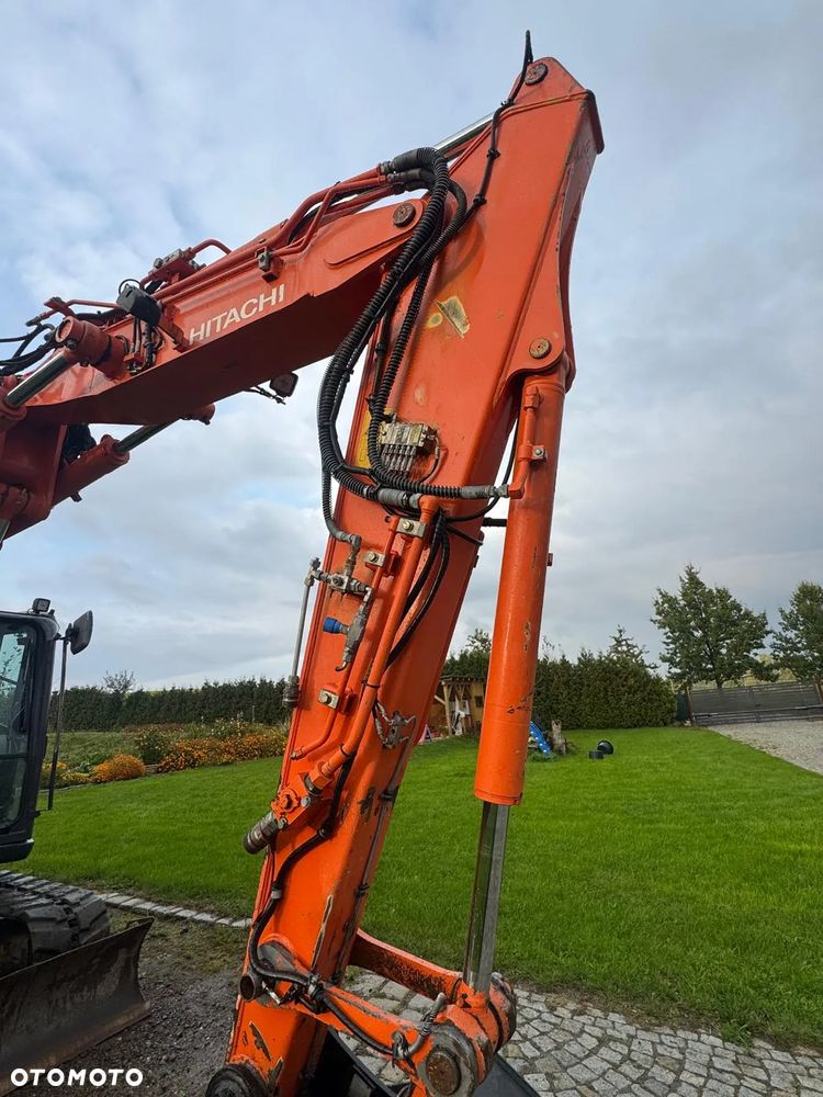 Hitachi ZX85 - 3