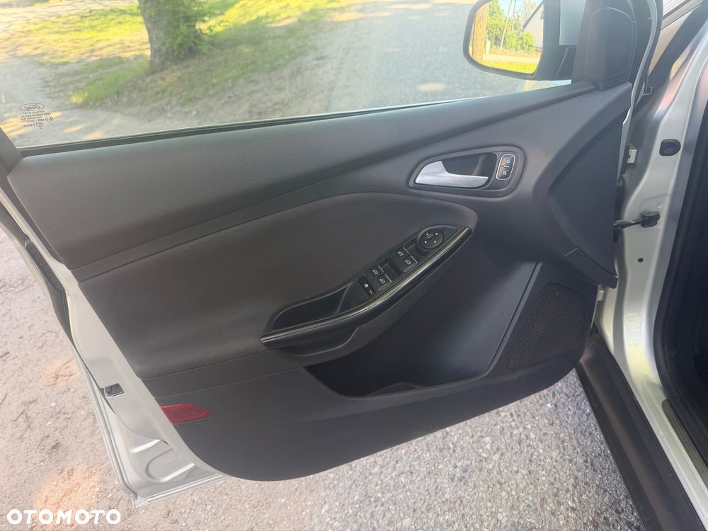 Ford Focus - 29