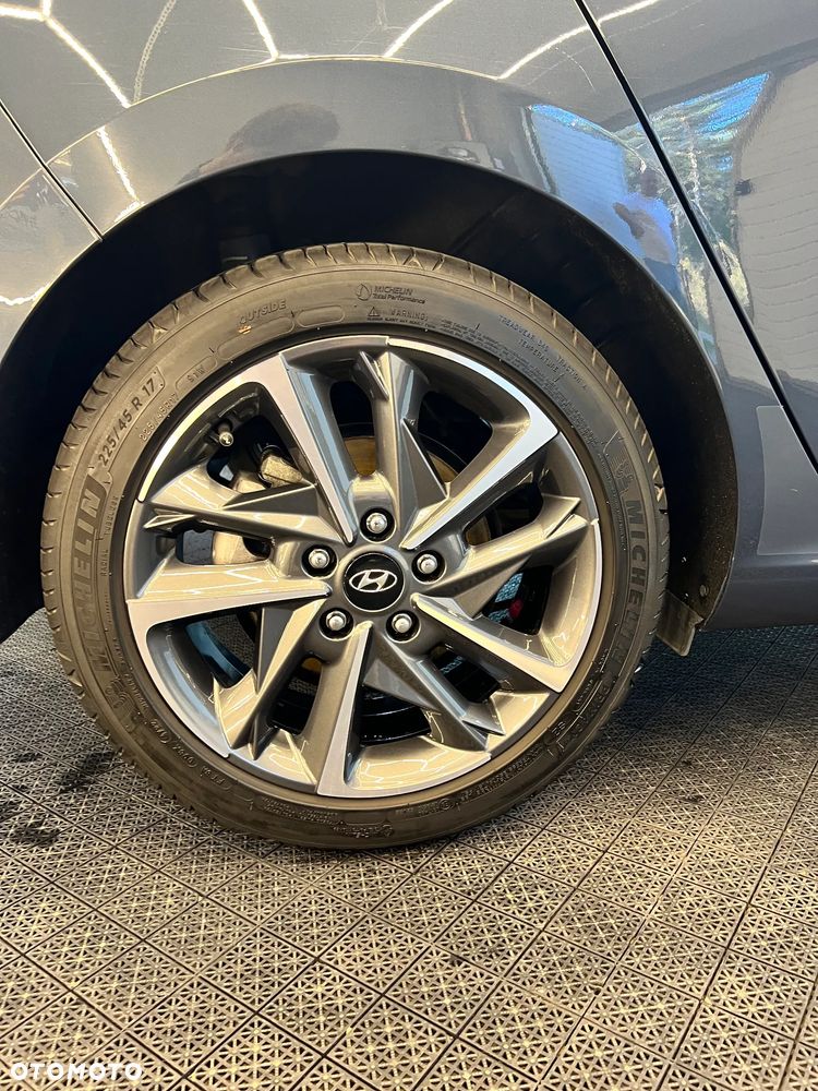 Hyundai i30 - 25