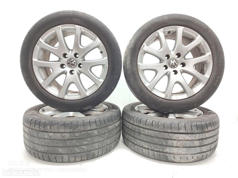 CONJUNTO DE PNEUS VOLKSWAGEN TOUAREG 7L6 - 1