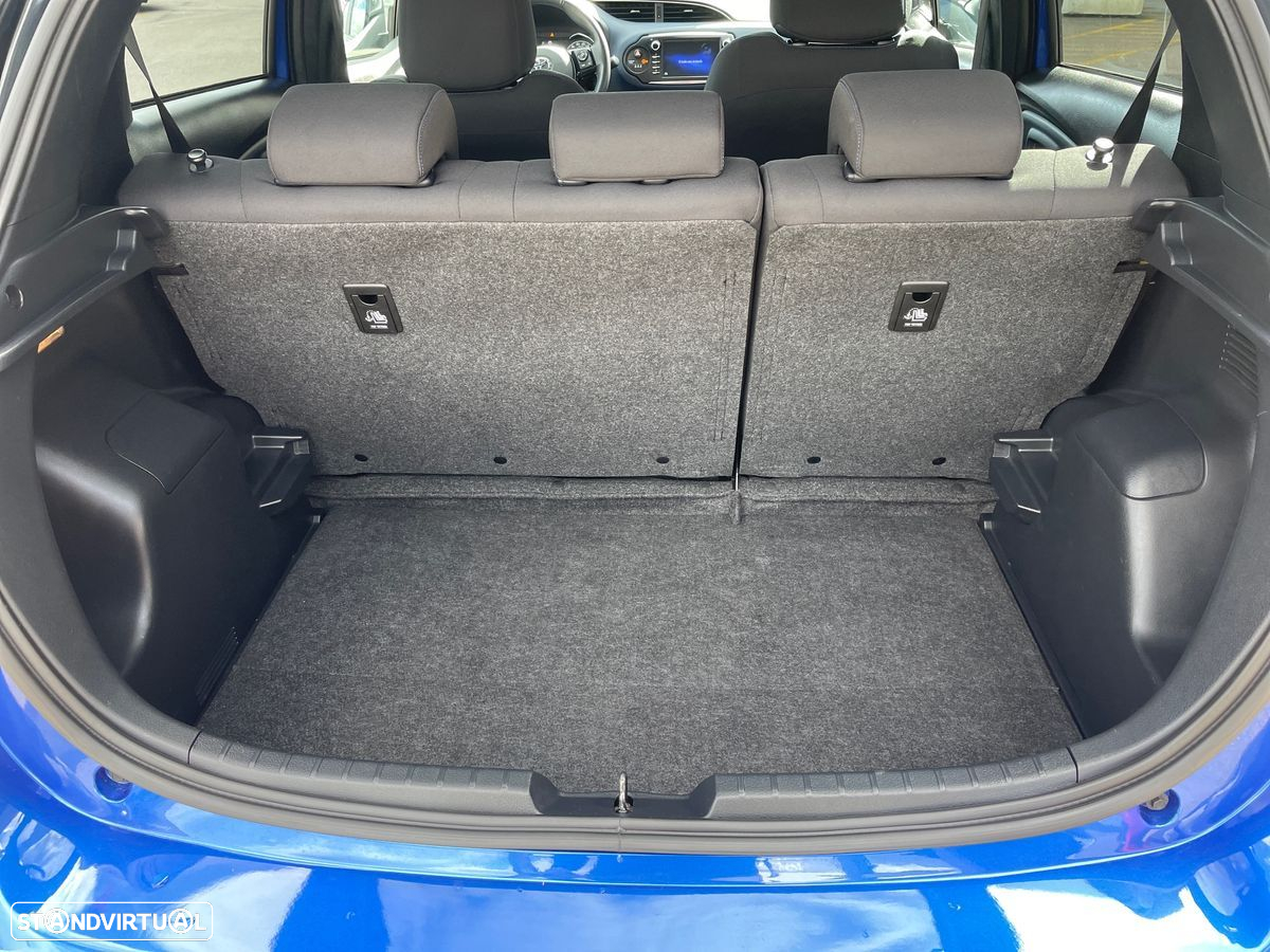 Toyota Yaris - 10
