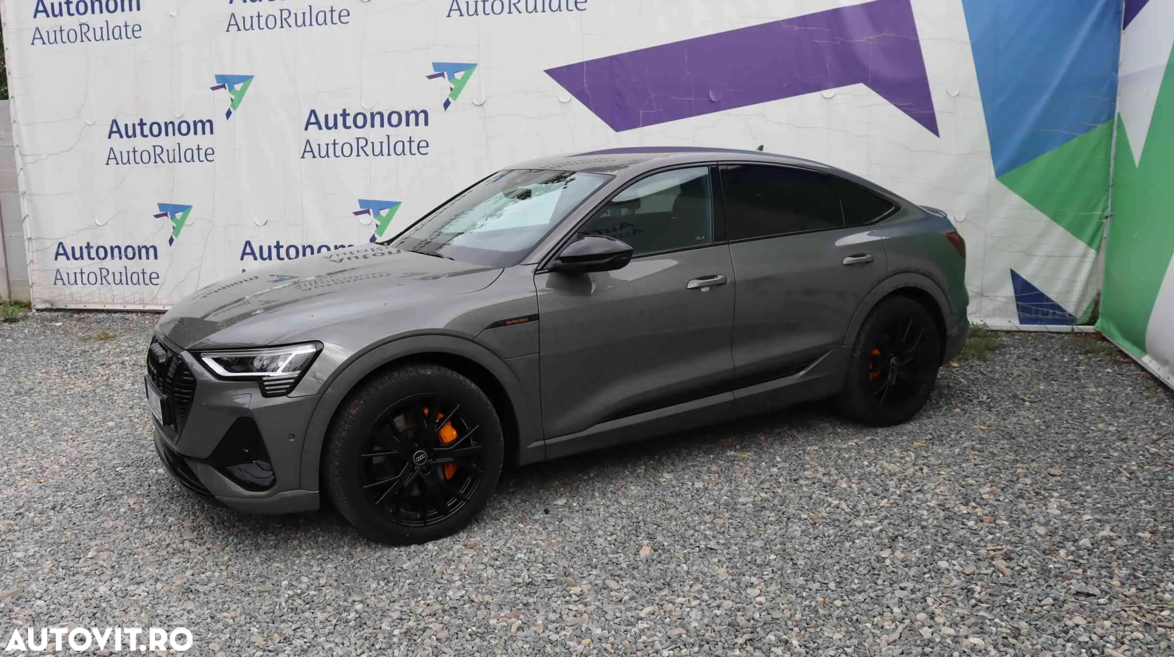 Audi e-tron - 4