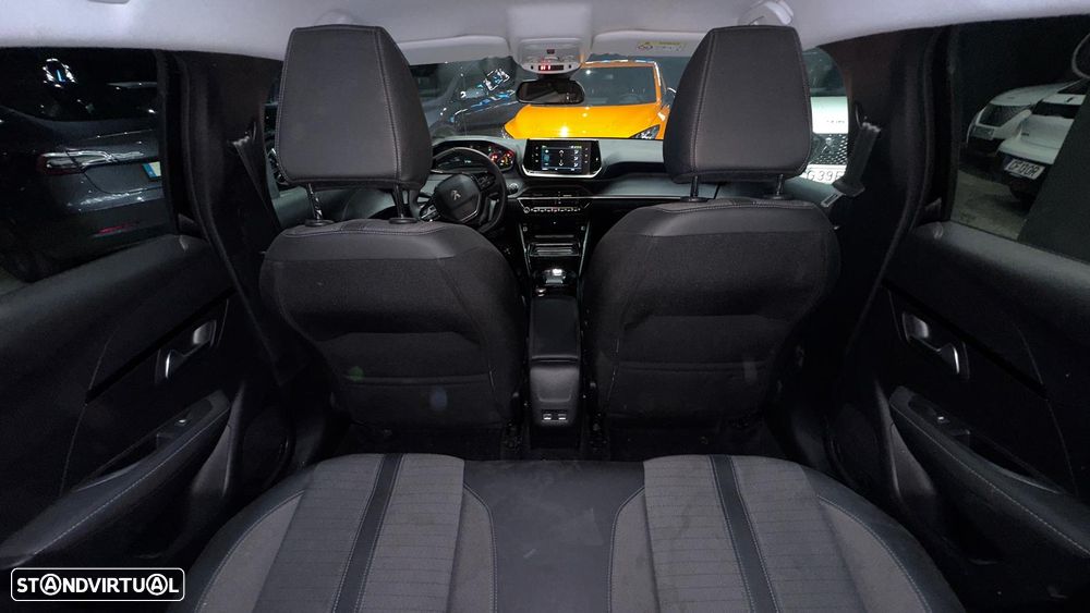 Peugeot e-208 Allure Pack - 15