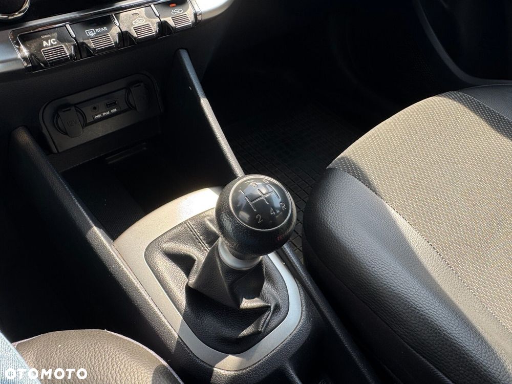 Kia Rio 1.2 M - 9