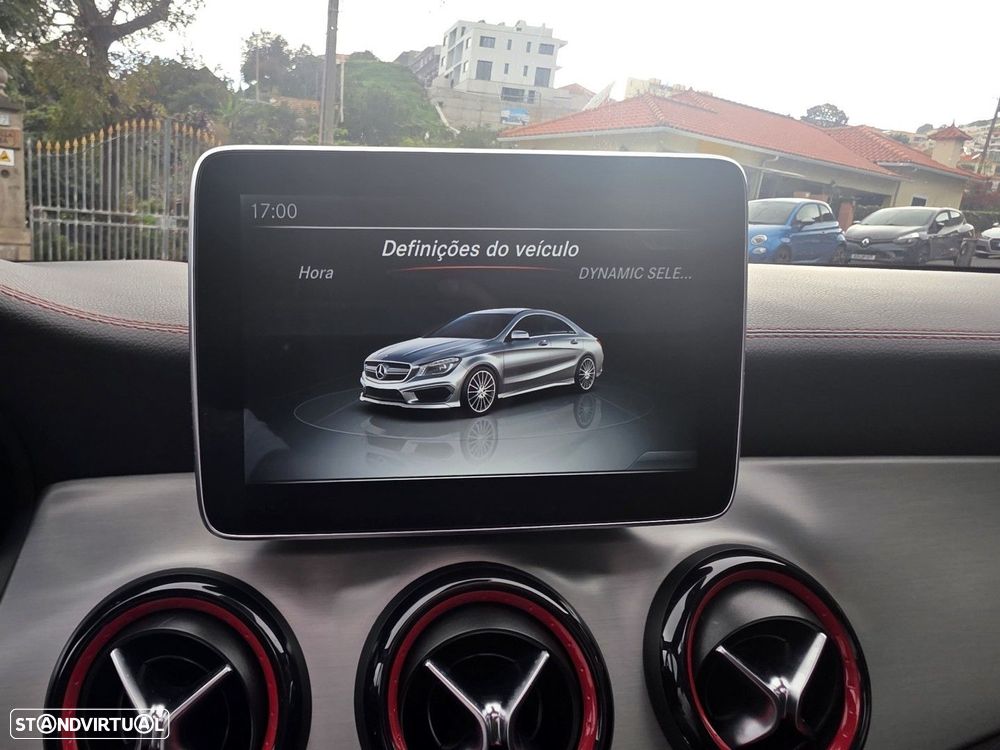 Mercedes-Benz CLA 45 AMG 4Matic 7G-DCT - 16