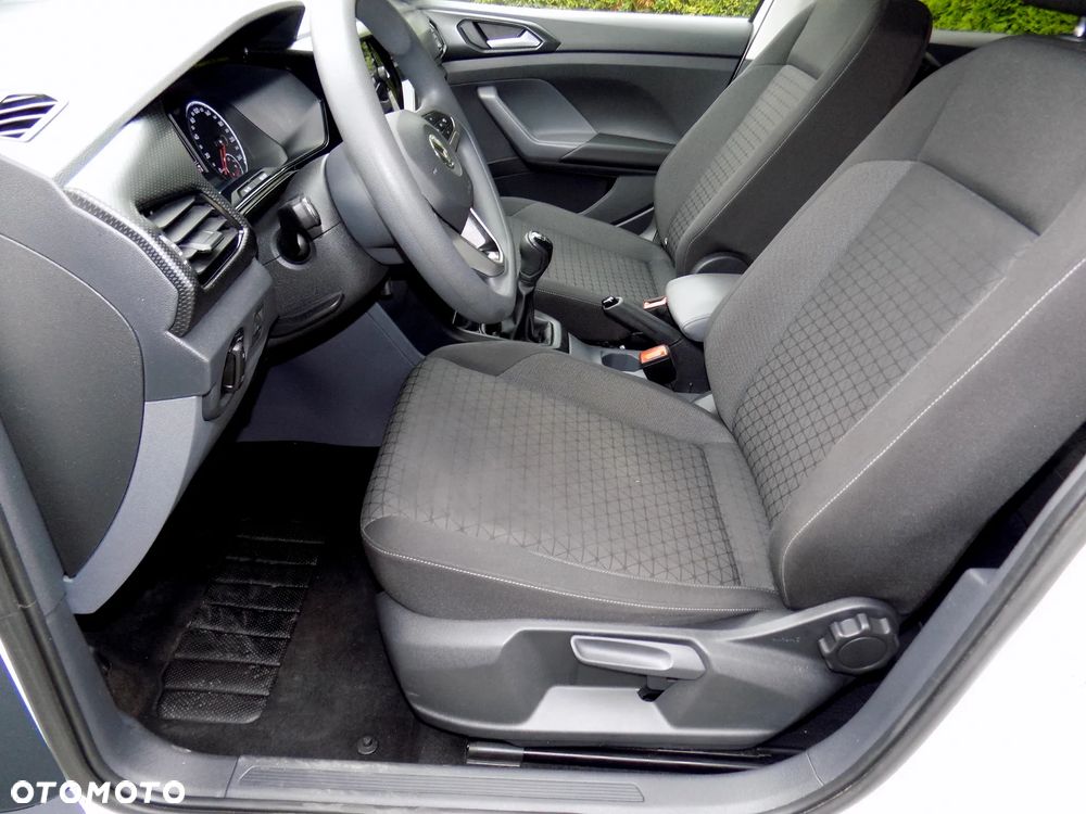 Volkswagen T-Cross - 18