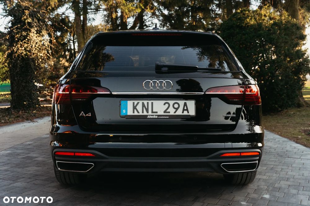 Audi A4 Avant 40 TDI quattro S tronic S line - 2