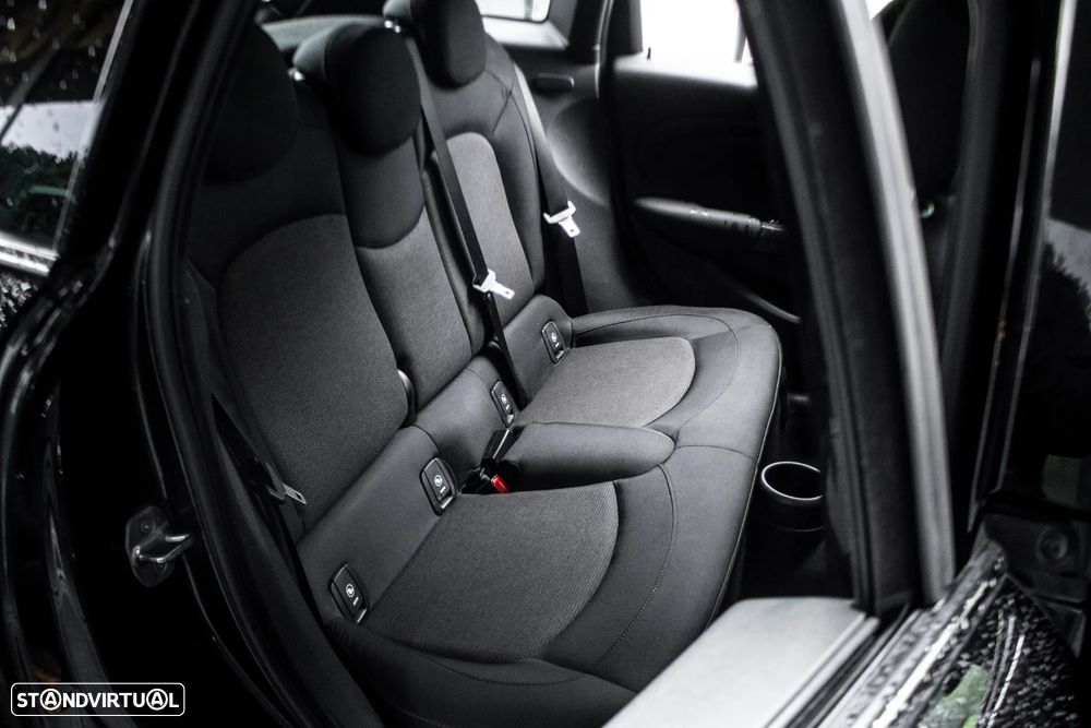 MINI 5 Portas One D - 32