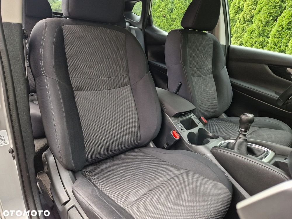 Nissan Qashqai - 32