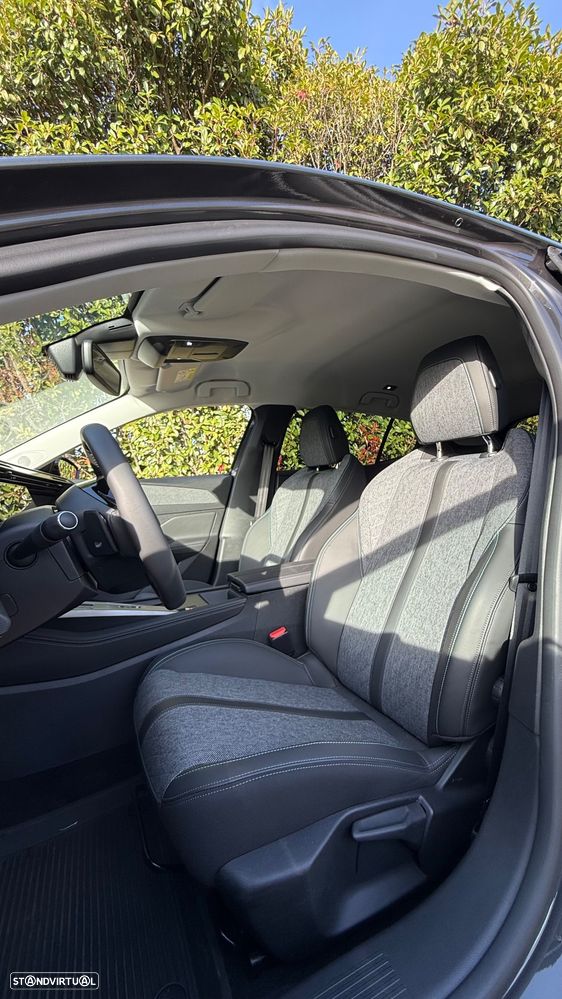 Peugeot 408 - 14
