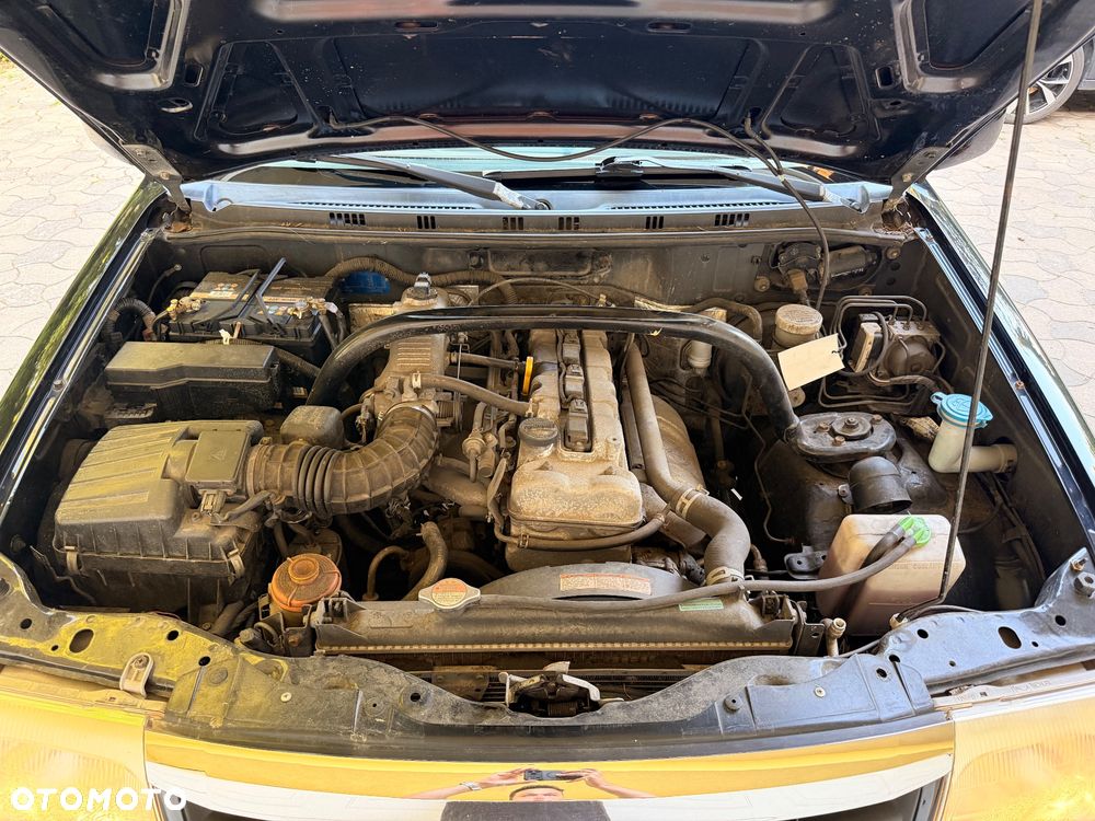 Suzuki Grand Vitara 2.0 - 23