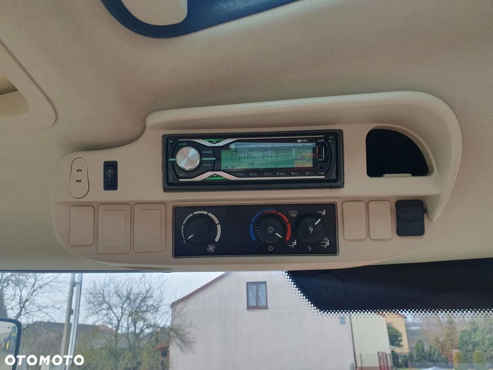 John Deere 6130R - 14