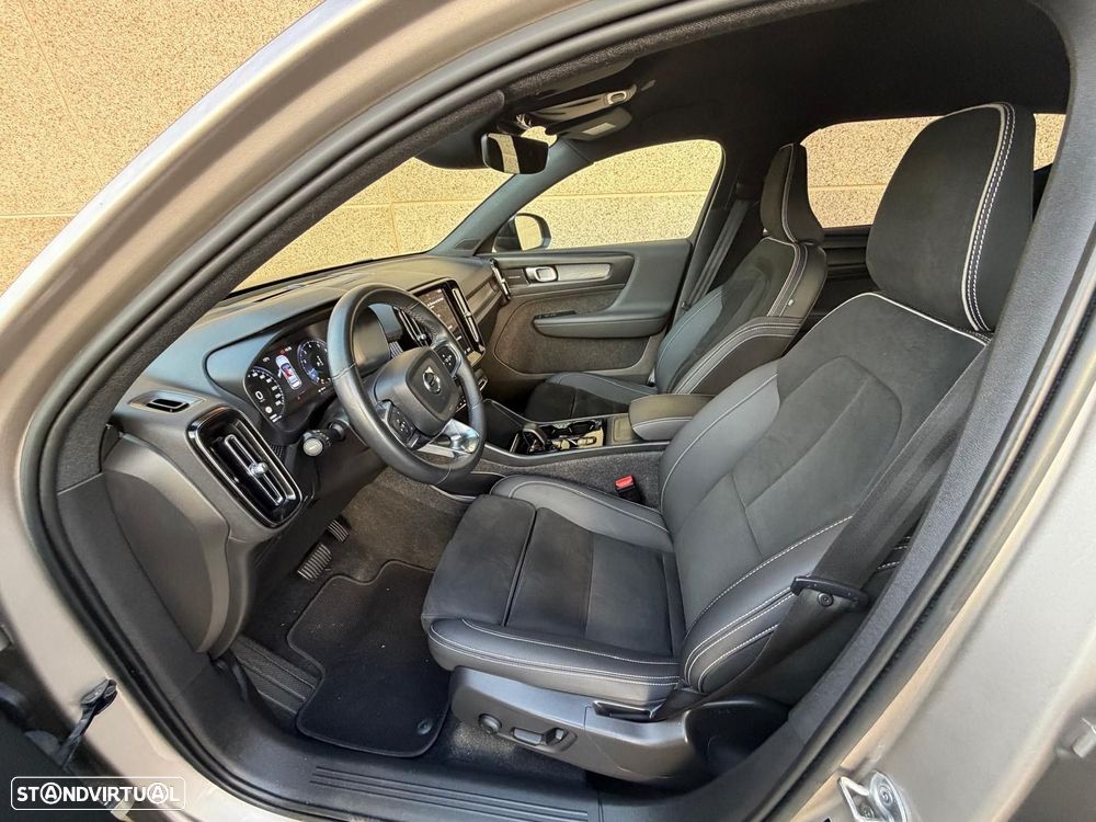 Volvo XC 40 1.5 T2 Plus Dark Auto - 7