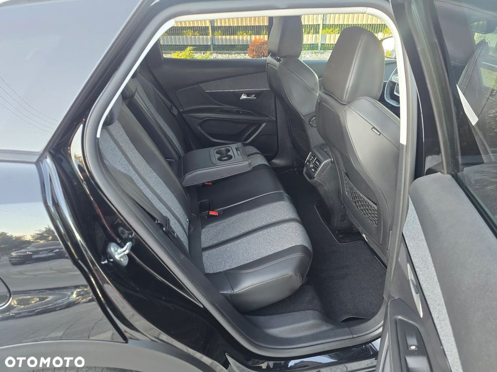 Peugeot 3008 PureTech 130 Stop & Start GPF Allure - 9