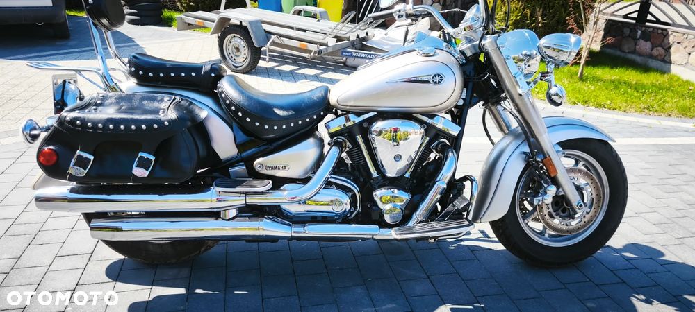 Yamaha Road Star - 7