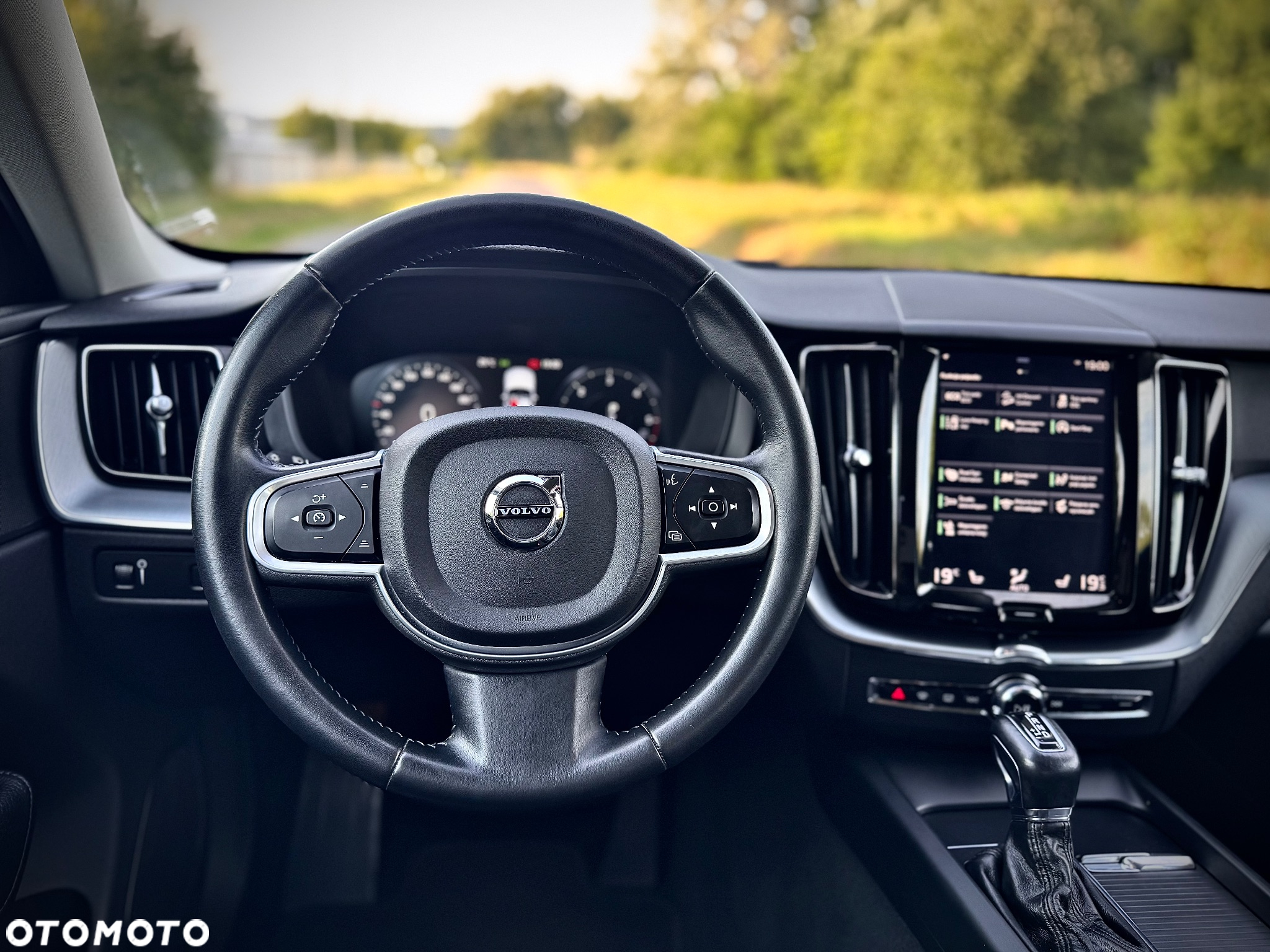 Volvo XC 60 D4 AWD Geartronic Momentum - 22