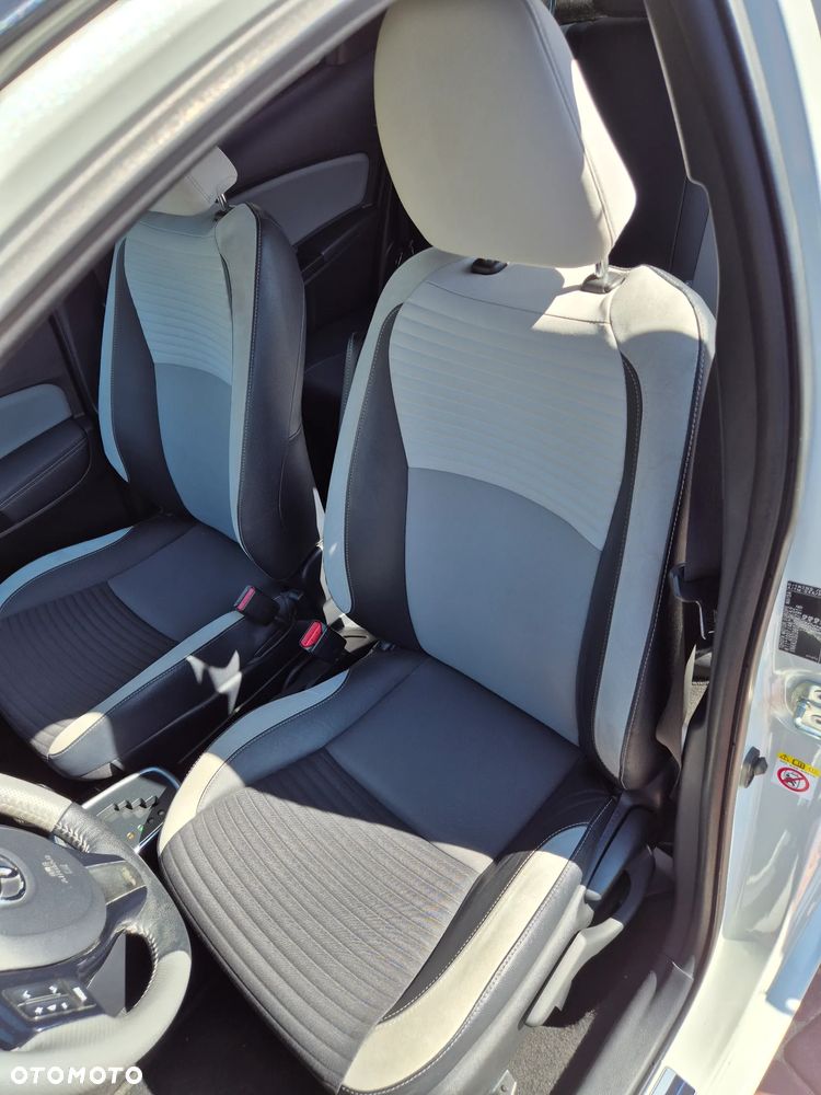 Toyota Yaris 1.5 VVT-i Style Selection - 16
