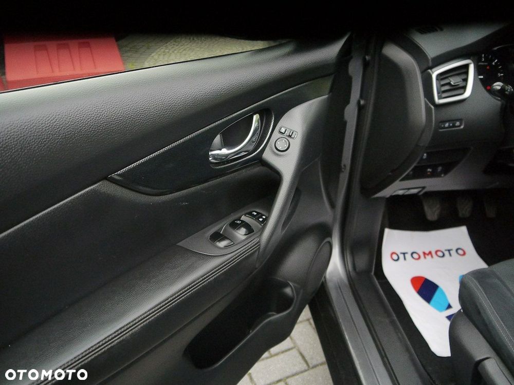 Nissan X-Trail 1.6 dCi ALL-MODE 4x4i N-Connecta - 37