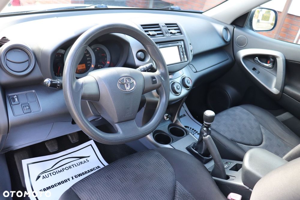 Toyota RAV4 2.0 4x2 - 17