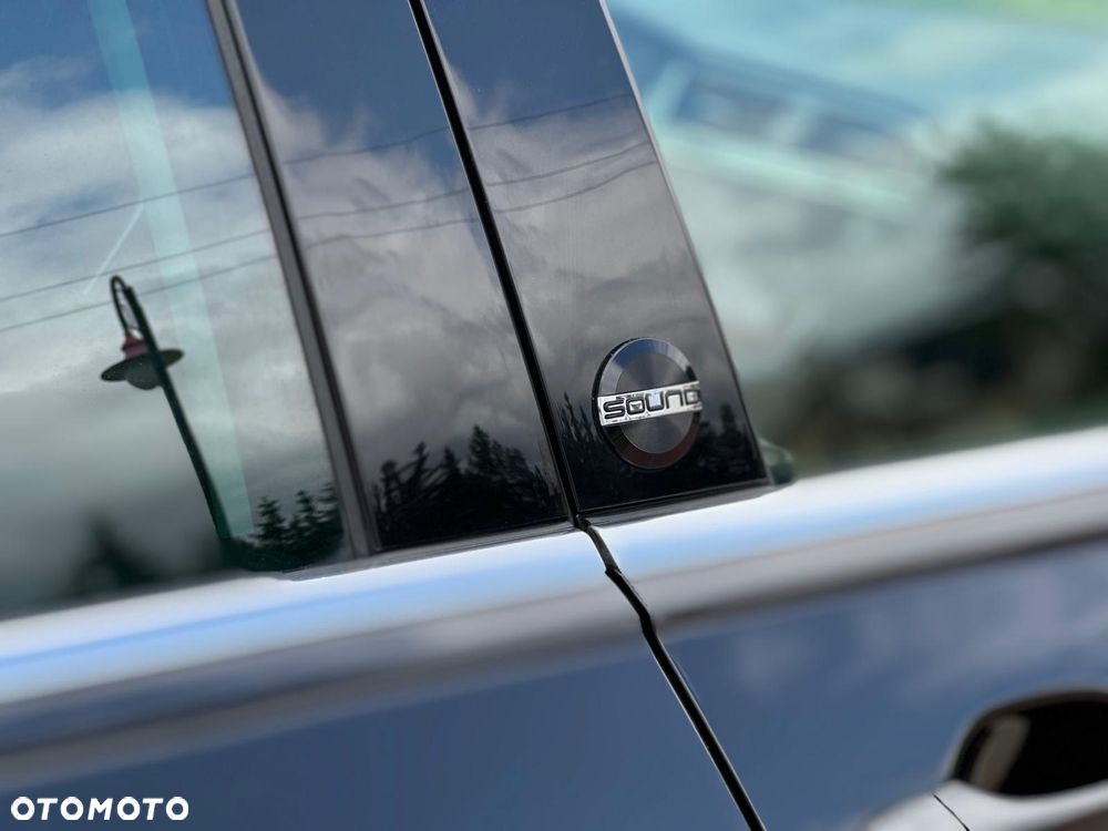 Volkswagen Tiguan 2.0 TDI SCR 4MOTION (BlueMotion Techn.) DSG Sound - 19