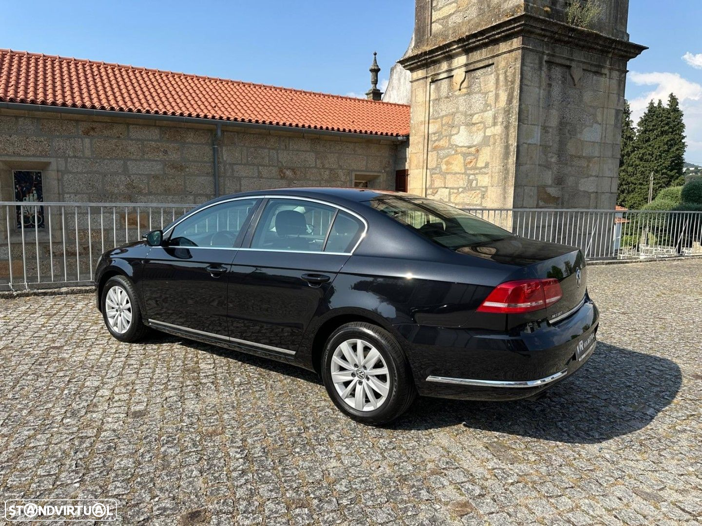 VW Passat 1.6 TDI BlueMotion - 28
