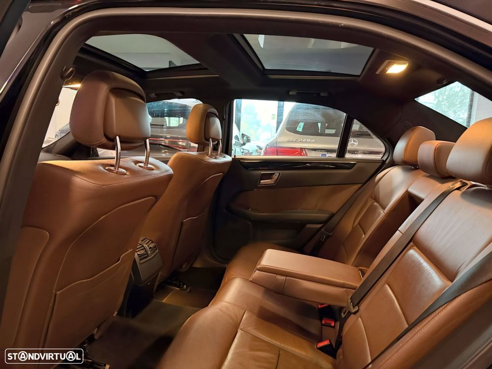 Mercedes-Benz E 220 - 4